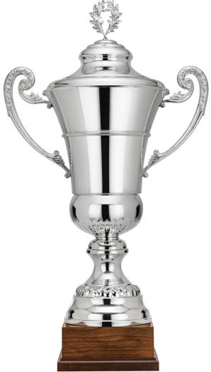 Pokal, versilbert, Deckel mit Eichenlaubfahne, Henkel, Holzsockel