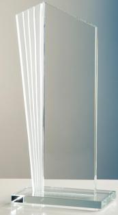 Trophäe, Optiwhiteglas, mit aufwendigem Handschliff