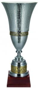 Pokal, versilbert, schlank, matt mit Struktur, goldene Bordüren, Holzsockel