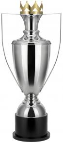 Pokal, versilbert, konisch, Deckel mit goldene Krone, moderne Henkel, Holzsockel (Italien)