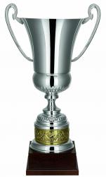 Pokal, versilbert poliert, Henkel, Goldbordüre Sockel, Holzsockel (Italien)