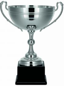 Pokal, versilbert, Dekorrillen, Henkel, PVC-Sockel (Italien)